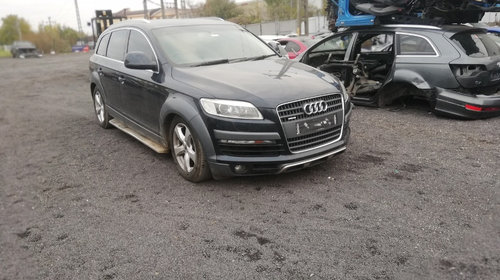 Dezmembrez Audi Q7 3.0 TDI V6 motor BUG 