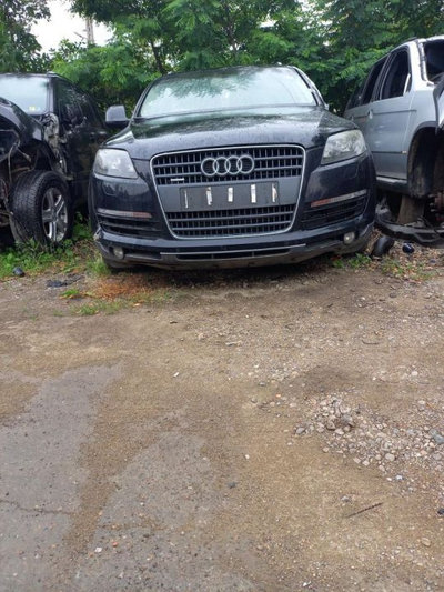 Dezmembrez Audi Q7 an 2008 motor 3.0 tip bug bara 