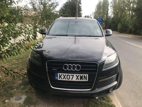 Dezmembrez Audi Q7 motor 3.0 BUG 7 locuri S line