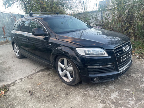 Dezmembrez Audi Q7 S line 3.0 tdi CAS 239cp