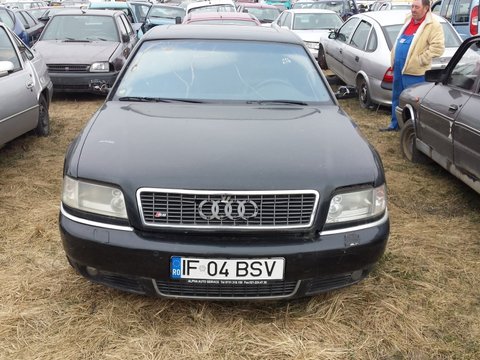 Dezmembrez Audi S8, motor 4.2 diesel quattro, an 2000