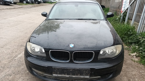 Dezmembrez BMW 1 (E81, E87, E88, E82) 20