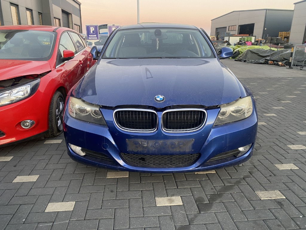 Dezmembrez Bmw 3 (E90) facelift 2.0 benz 2009, N43B20A