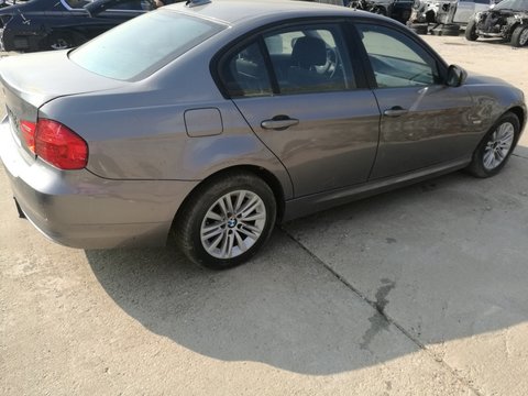 Dezmembrez BMW 320 x drive E90 lci