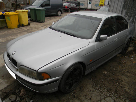 Dezmembrez BMW 5 (E39) 1995 - 2004 528 I M52 B28 (286S1) ( CP: 193, KW: 142, CCM: 2793 ) Benzina