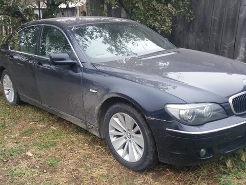 Dezmembrez bmw 730 an 2007