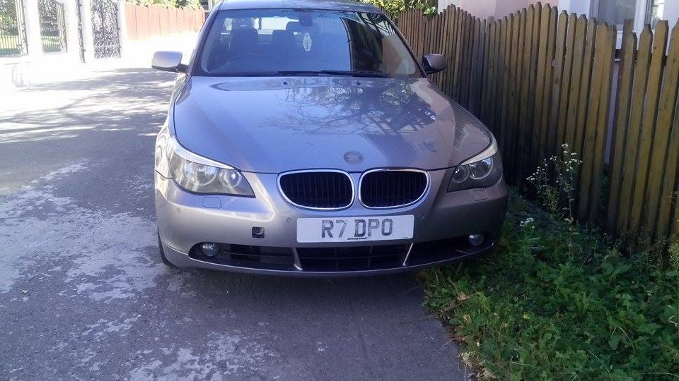 Dezmembrez bmw e 60 520 d