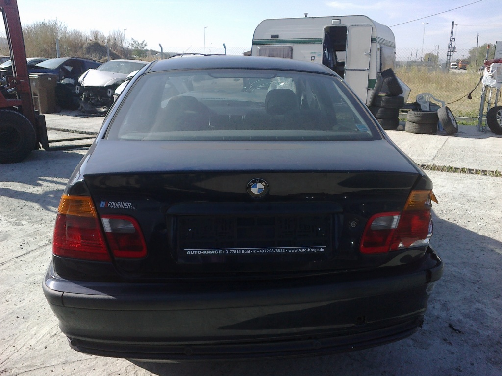 Dezmembrez BMW E46 320d, an 2000