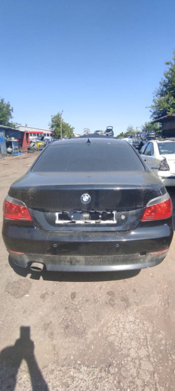 Dezmembrez BMW E60 2005 Berlina 2.0