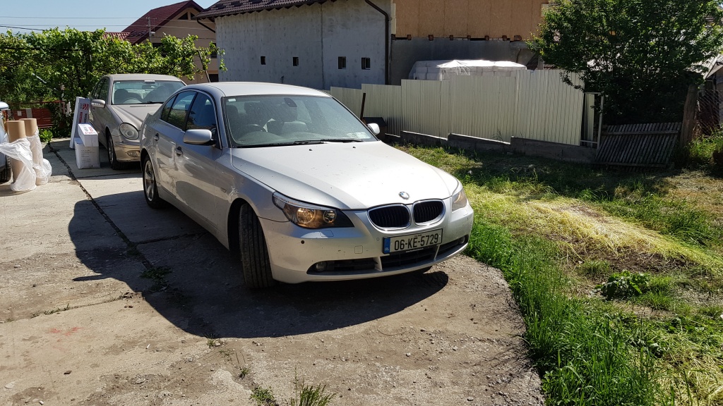 Dezmembrez bmw e60 520 d 2006 berlina