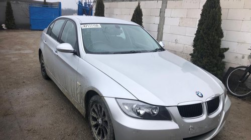 Dezmembrez BMW E90 320i 110 kw cutie aut