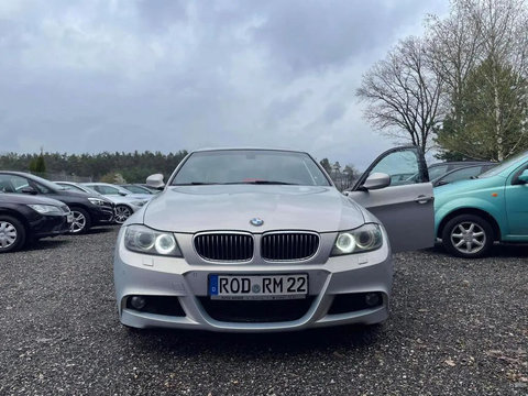 Dezmembrez bmw e90 330 xd m pachet 2011 capota trager faruri interior jante usi portbagaj bord plafon trapa motor planetare aripa aripi stopuri lci