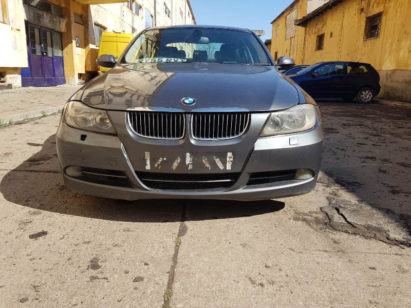 Dezmembrez BMW E90 330d 3.0 d M57D30; Sedan