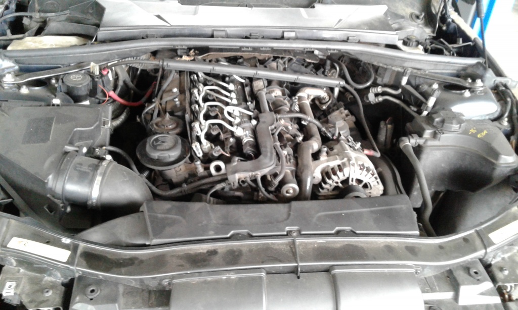 Dezmembrez BMW E91 2010 hatchback 3.0d