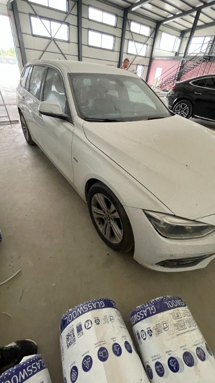Dezmembrez BMW F31 2015 BREAK 2,0