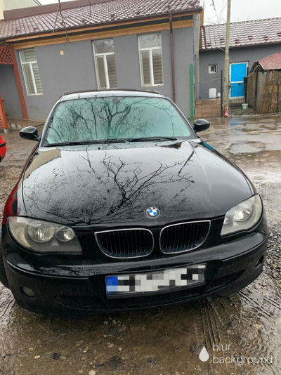 Dezmembrez Bmw Seria 1 E87 2.0 D 90 KW an 2004 cod