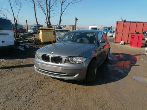 Dezmembrez BMW seria 1 E87 an 2010 motor 2.0 d n47d20c Bara fata spate capota oglinda far aripa