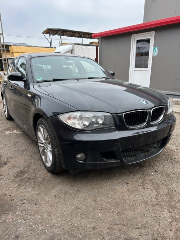 Dezmembrez BMW Seria 1 E87 LCI, pachet M, 123d bi-