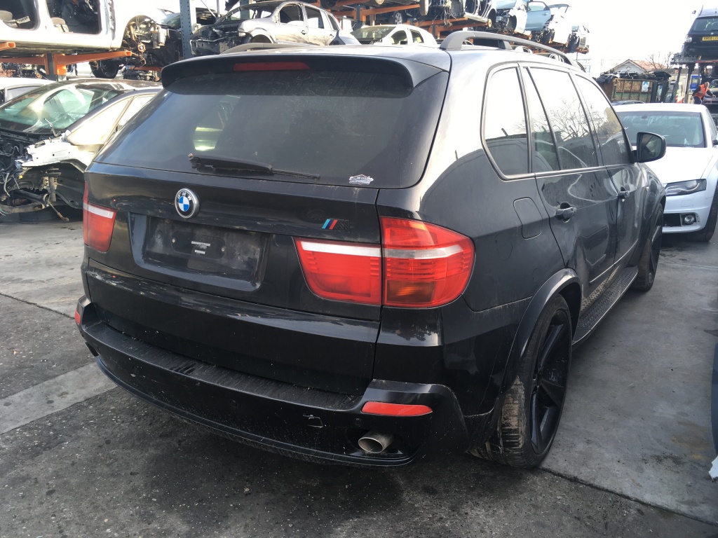 Dezmembrez BMW X5 E70 2008 suv 3.0