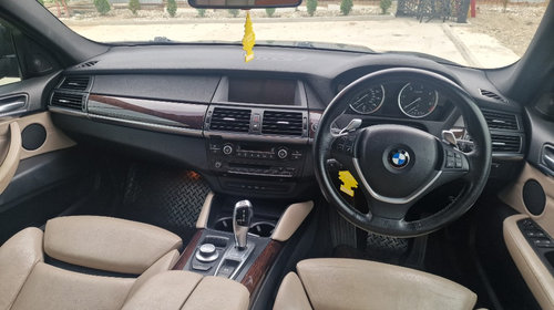 Dezmembrez BMW X6 E71 biturbo 3.0 286CP 
