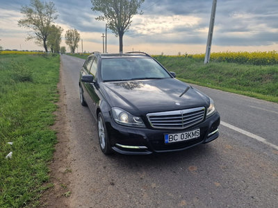 Dezmembrez c250 cdi w204 facelift