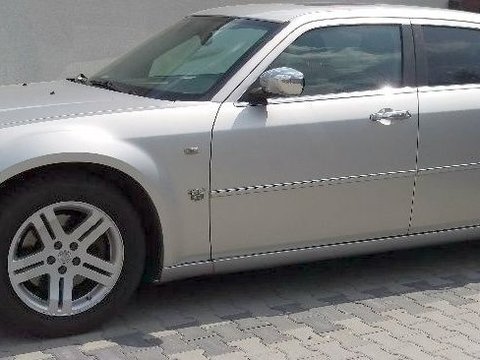 Dezmembrez Chrysler 300C 3.0CRD, an 2006