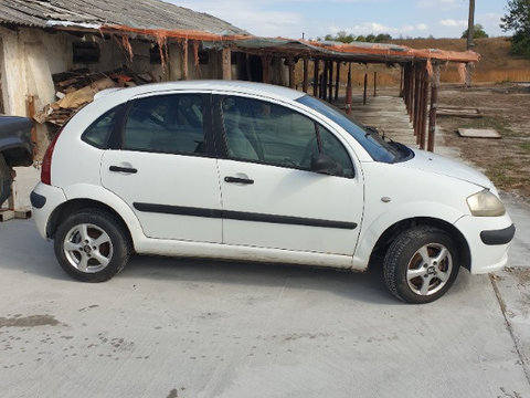 Dezmembrez Citroen C3 1.4Hdi