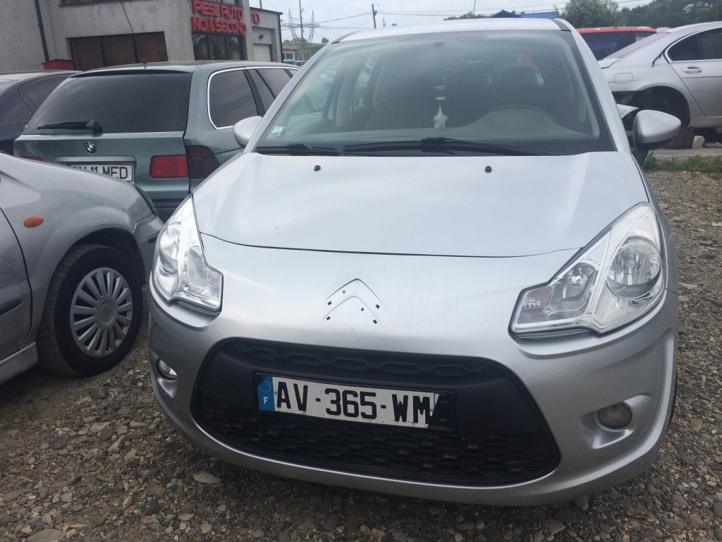 Dezmembrez Citroen C3, 2011