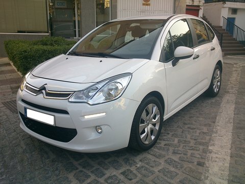 Dezmembrez Citroen C3 2013