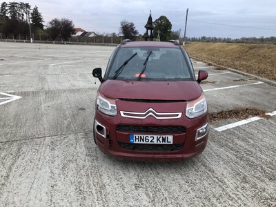 Dezmembrez Citroen C3 Picasso , 2013 , motor 1.6 B