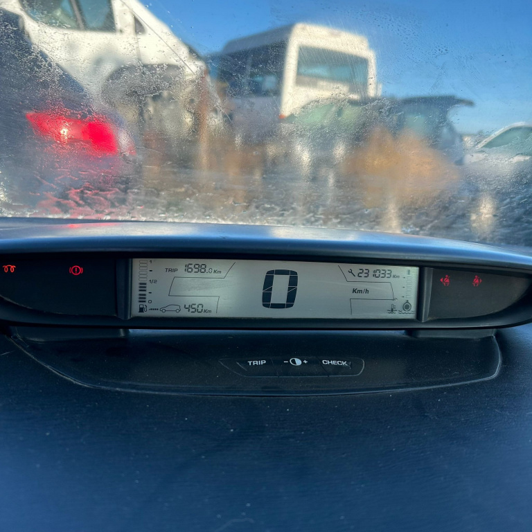 Dezmembrez Citroen C4 1 (LC) 2004 - 2010