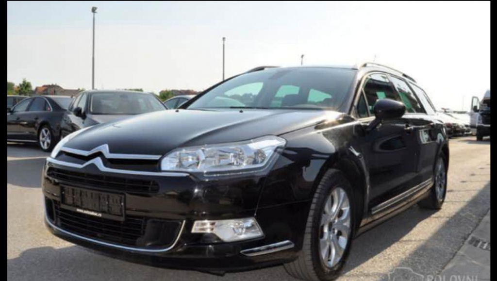 Dezmembrez citroen c5 2.0 hdi an 2011