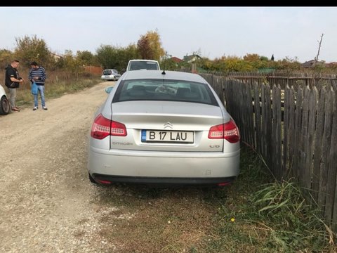 Dezmembrez Citroen c5 an 2010