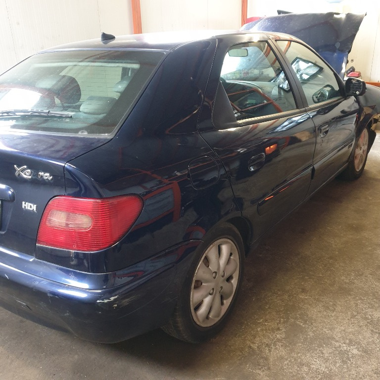 Dezmembrez Citroen Xsara 2004 Berlina 2.0 hdi