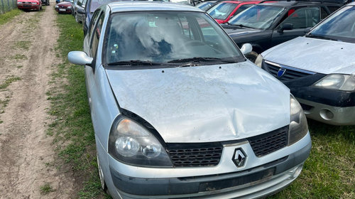 DEZMEMBREZ Clio 1,5 DCI 2004