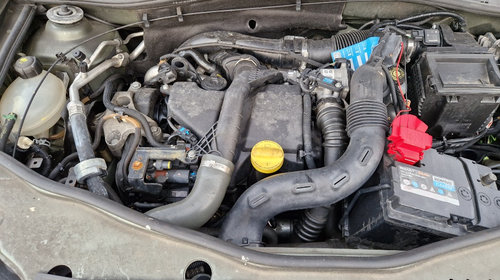 Dezmembrez Dacia Duster 1.5 dci 4×4 110