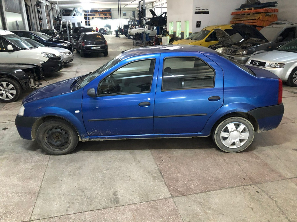 Dezmembrez Dacia Logan 2004 BERLINA 1.4 BENZINA