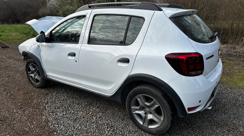 Dezmembrez Dacia Sandero Stepway 1.5 Blu