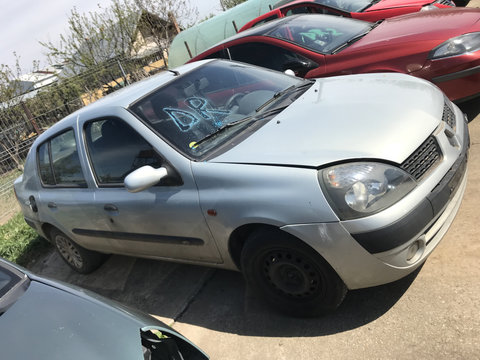 Dezmembrez dezmembram Renault Clio 2, symbol , motorina 1.5 dci