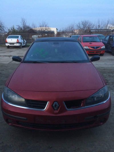 Dezmembrez dezmembram Renault Laguna 2, motor 1.9 