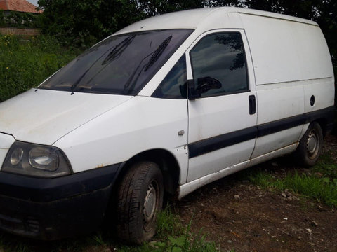 Dezmembrez/dezmembrari Peugeot Expert 2006 1.9 diesel motor WJY in Cluj