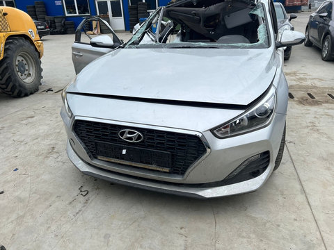 Dezmembrez/Dezmembrari/Piese/Accesorii Hyundai i30 2019 1.4 mpi kappa volan stanga, culoare platinum silver