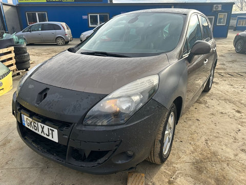 Dezmembrez / Dezmembrari / Piese / Accesorii Renault scenic 3 2011 1.5 dci maro