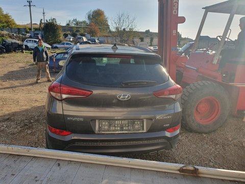 Dezmembrez dezmembrari piese Hyundai Tucson an 2016 2017 volan stanga