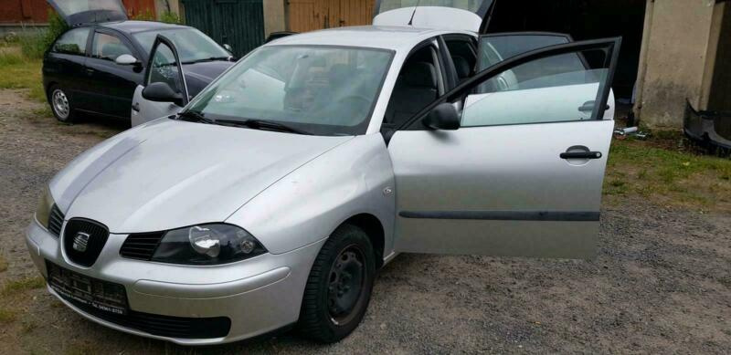 Dezmembrez/dezmembrari Seat Ibiza 1.2i an 2007