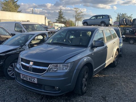 Dezmembrez Dodge Journey / Fiat Freemont 2010 2.0 diesel BWD (motor la cheie, cutie automata, 4x2)