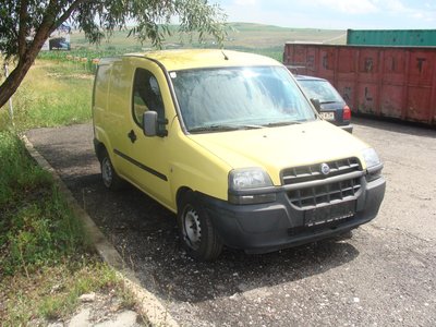 Dezmembrez Fiat Doblo 2003