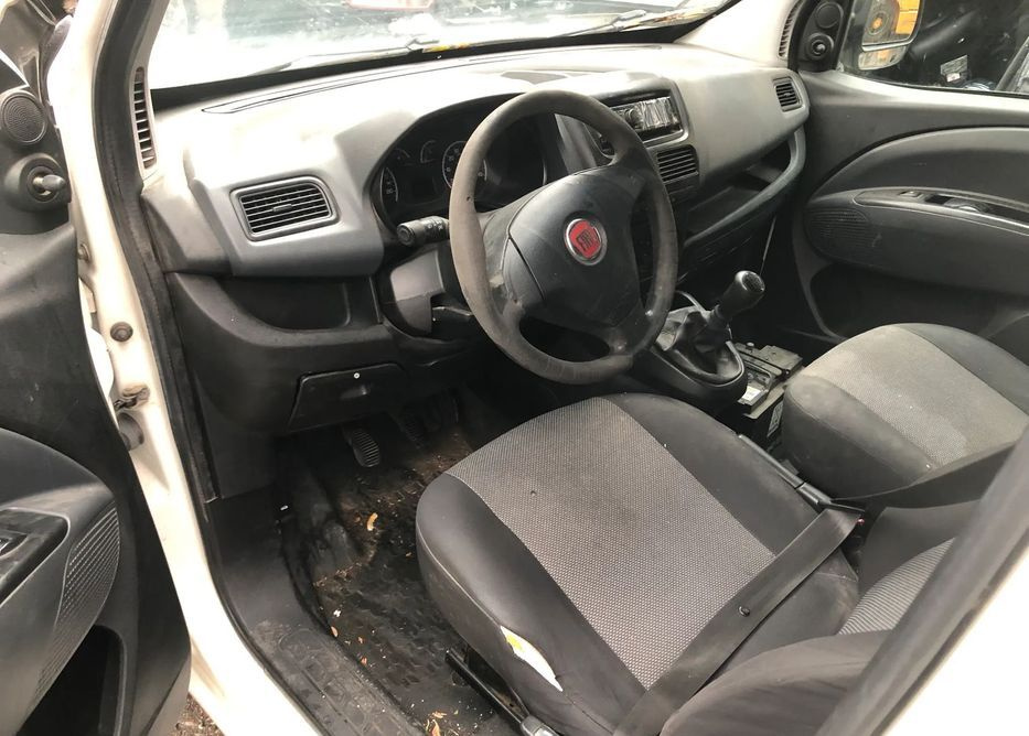Dezmembrez Fiat Doblo 2012 2013 alb dies