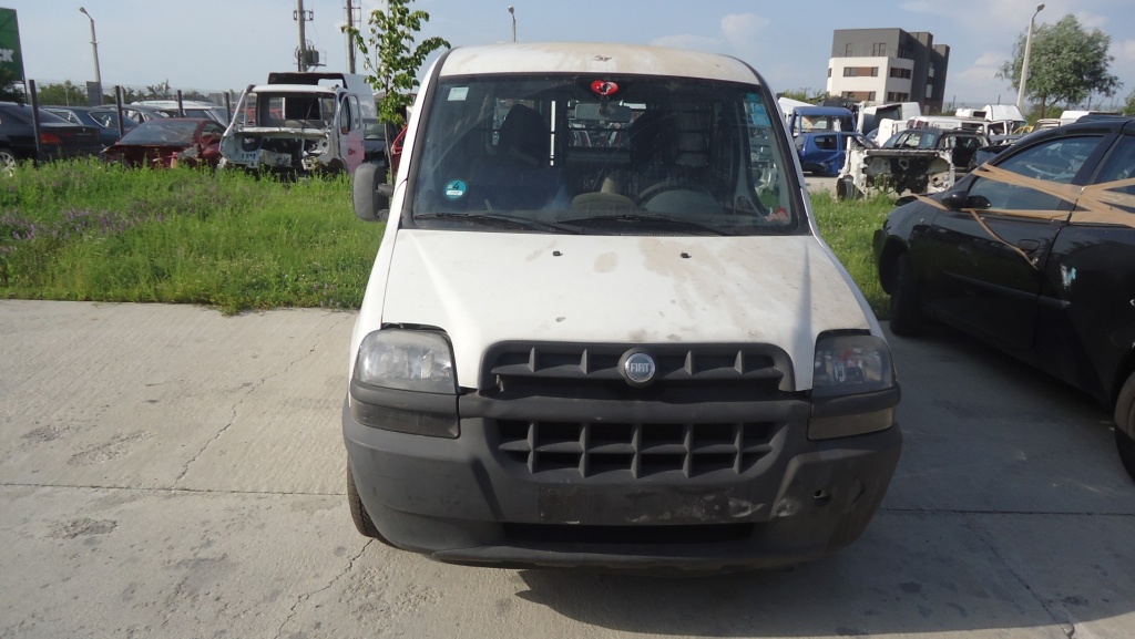 Dezmembrez fiat doblo an 2003