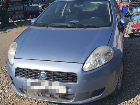 Dezmembrez Fiat Grande Punto 1.3 Multijet an 2006